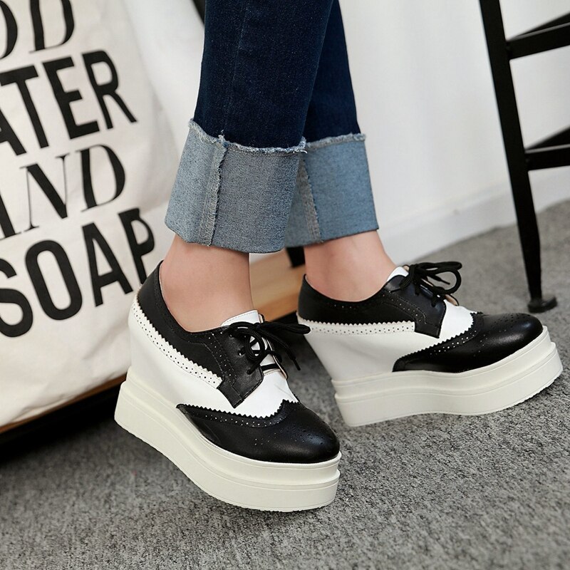 Asileto brogues lady platform pumps snörning creeper oxfords wedge skor för kvinnor vingspets college casual högklackat pumps zapato