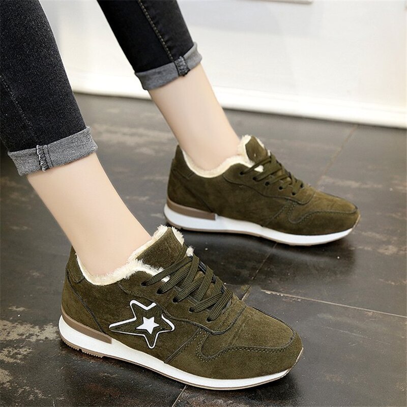 Women's Fur Lined Sneakers - Warm Winter Running Shoes with Rubber Sole & Star Pattern