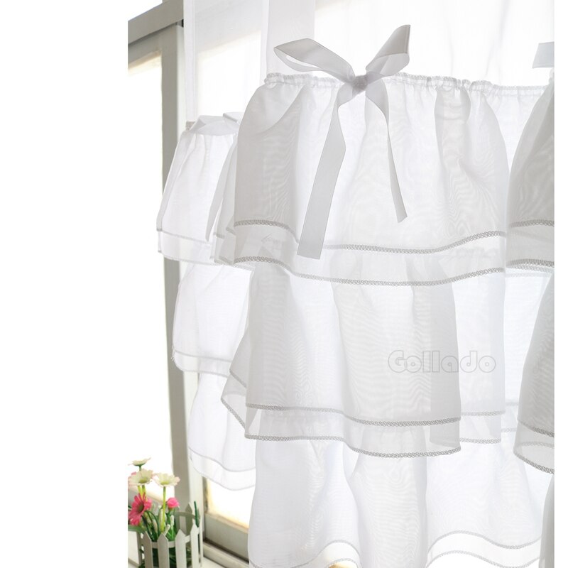 Voile gordijn van textiel met plooien en strikken