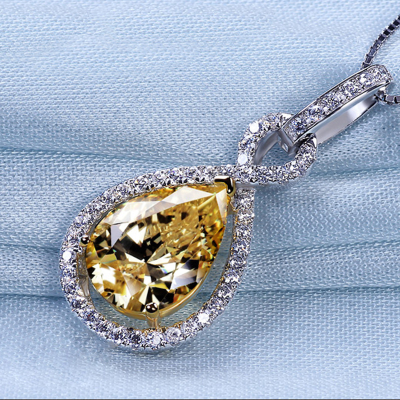 Cc Hanger Ketting Voor Vrouwen Zirkonia Glans Edelsteen Bruids Verlovingsfeest Accessoires Fijne Sieraden Met Ketting: Titanium Plated