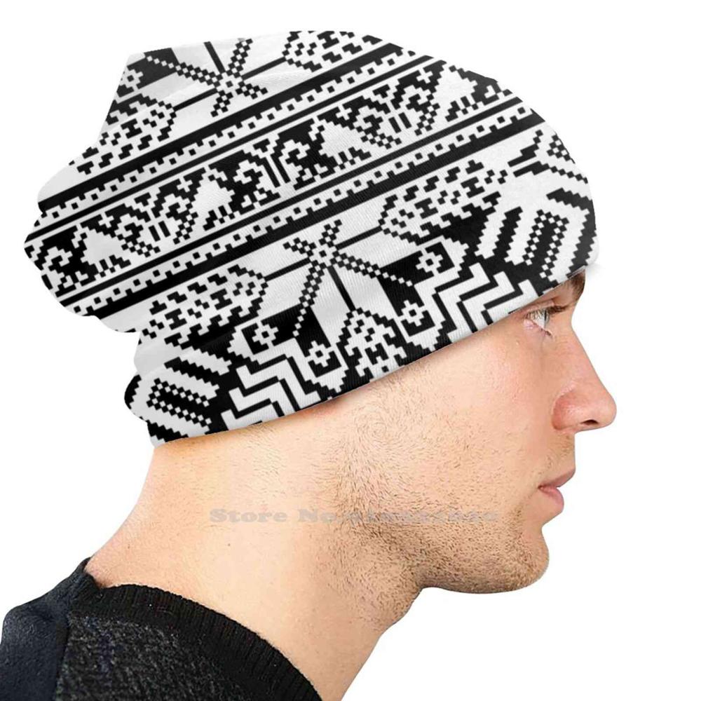 Letton Traditionnel. Masque foulard doux multifonctionnel, Mono, signe traditionnel letton, ornement du patrimoine, signes de la baltique