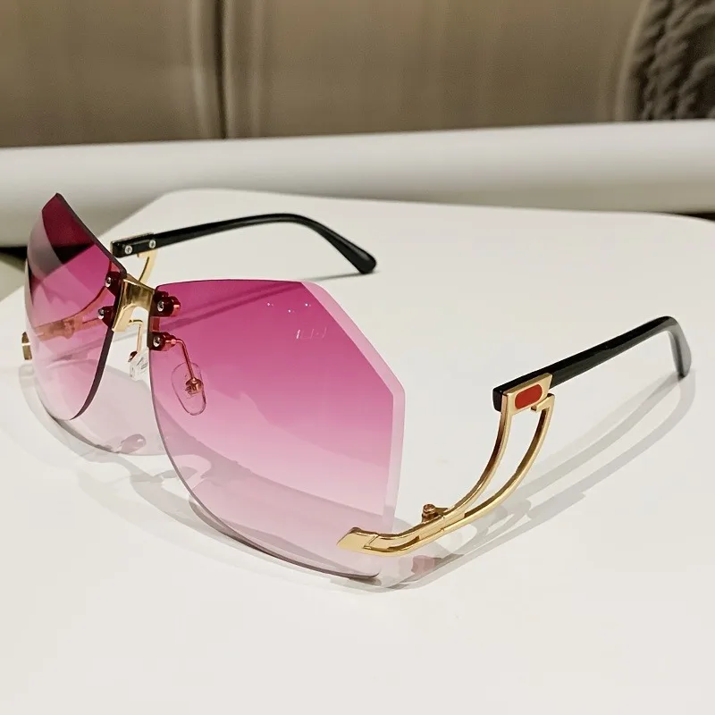 Ochelari de soare neregulați fără rame, lentile oceanice gradient șic, nuanțe, ochelari de soare eleganți și la modă, cu picioare scobite: Violet
