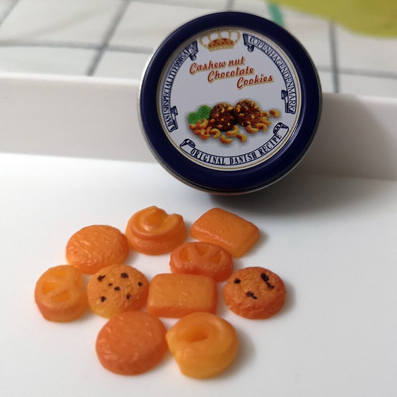 1set 1/12 Cute Dollhouse Miniature Mini Cookies With Box food Play doll food for blyth BJD Kitchen Toys