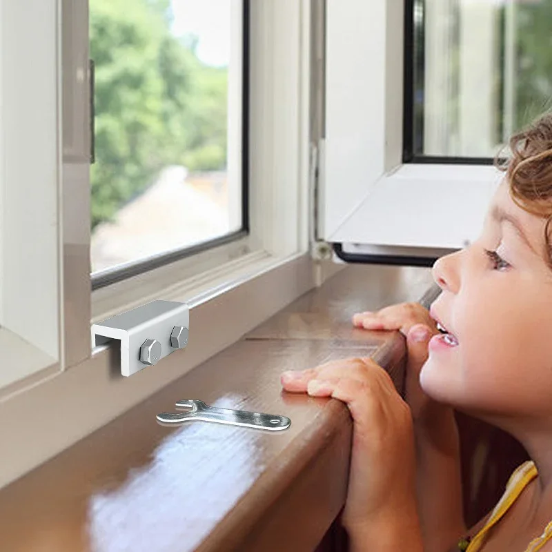 Türen und Fenster aus Aluminiumlegierung, feste Push-Pull-Kindersicherheitsschnalle, Diebstahlsicherung, Fensterschlossbegrenzer