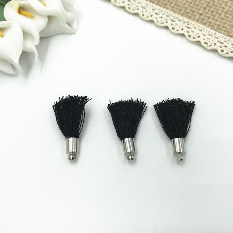 Diy 40 st mini bomullstråd metall hatt tofs hänge hantverk nyckelring dekoration 25mm: Svart -40 st