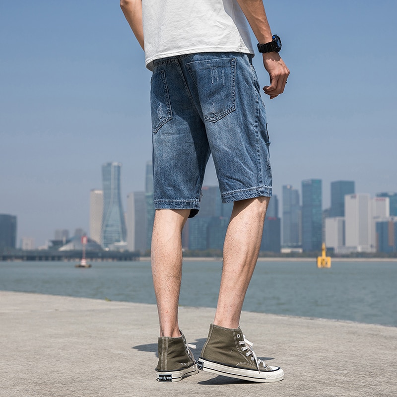 Herr blå jeansshorts hål korta jeans herr sommar knälånga jeansshorts raka lösa jeansshorts