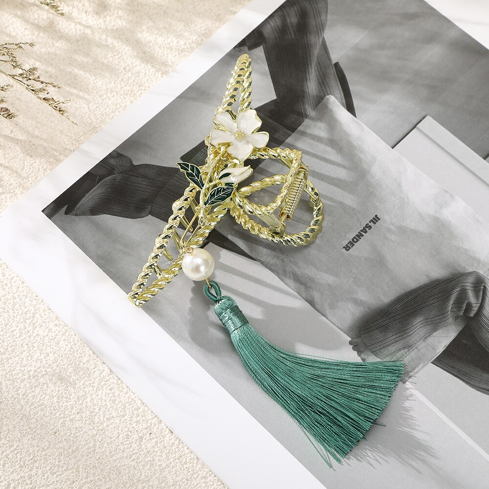Pinzas para el pelo de estilo chino, horquillas de aleación de Palacio, horquillas de Camelia, pinzas de cangrejo con borla verde, accesorios para el cabello con personalidad: A