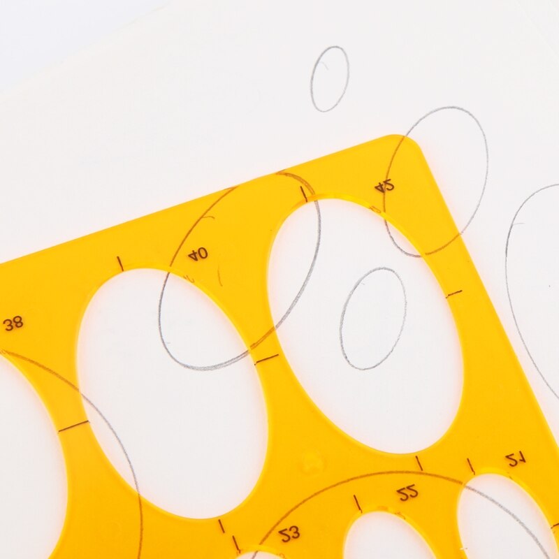 Ellipse ovale modèle géométrie collège mathématiques outil de mesure pochoir règle étudiant