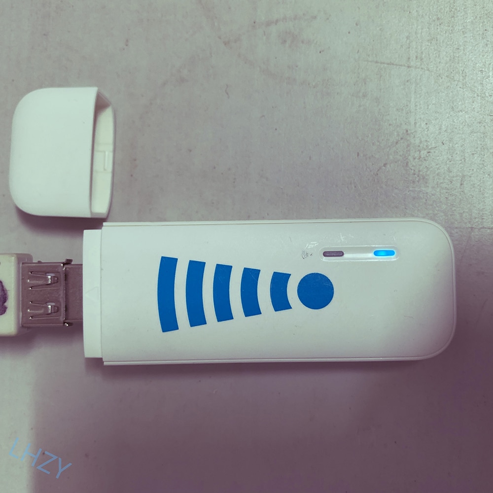 Used Unlocked HUAWE I E8131 3G 21Mbps WiFi Modem Router pk e8372 MF70 E355