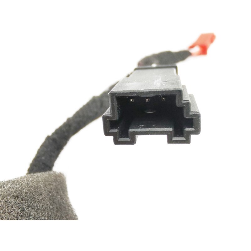 Power Cable Easy to install plug and play connect to the rain sensor or reading light of the original car