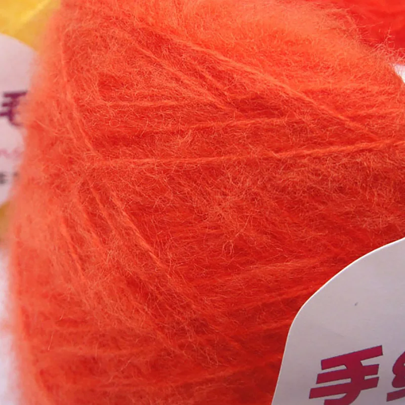 Venta al por menor 100g/Bola de estambre suave delgada Mohair Hilados de hilados de lana de Cachemira ganchillo tejido a mano de hilo de Chal hilo para bufanda JN001