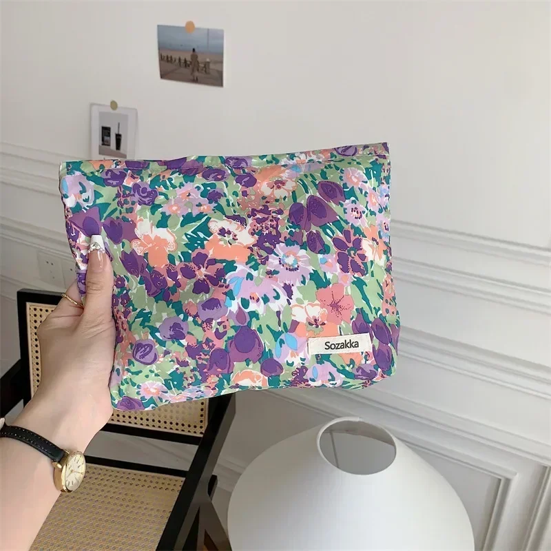 Korean Floral Makeup Storage Bag Cosmetic Organizer Travel Toiletry Bags Women Purse Zipper Pouch