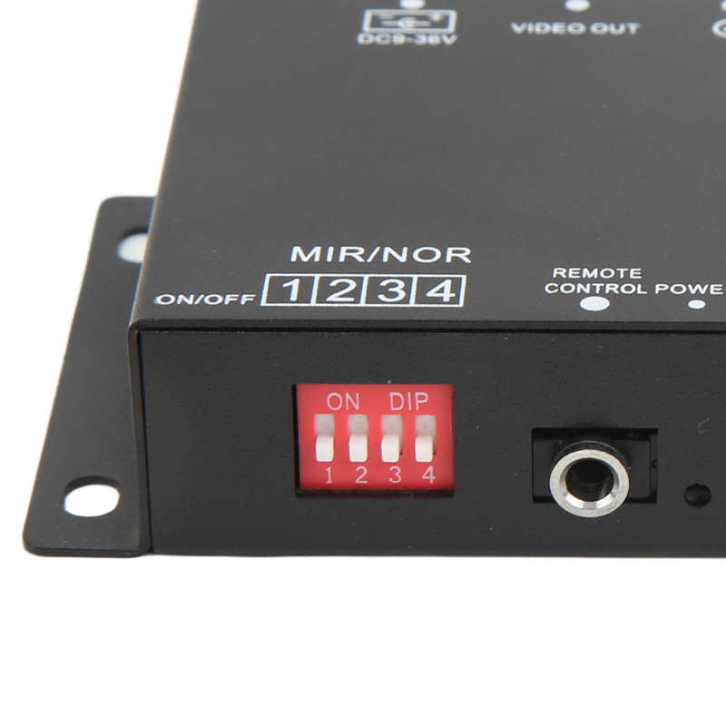 Vehicle Digital Video Recorder 4 Channel Mini MDVR for Van for Truck