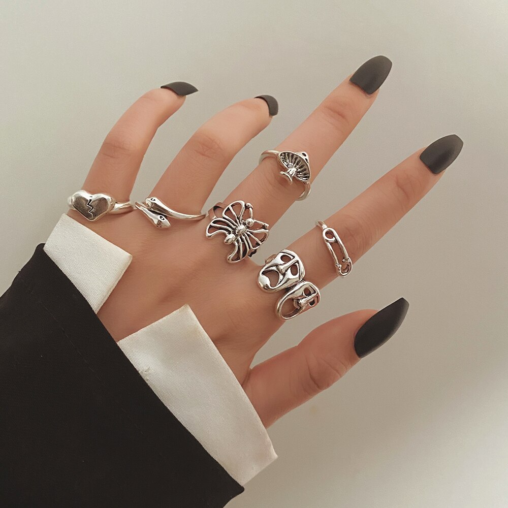 FNIO Retro Spider Snake Skeleton Ring Japanese Style Men&#39;s Halloween Ring Hip Hop Rock Jewelry: FN33914394