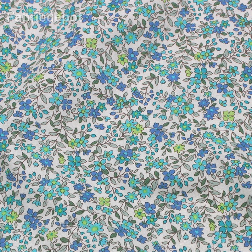 Sommarfrihet färskt litet blommigt tyg ren bomull tunn sektion textil för sömnad av kläder per meter