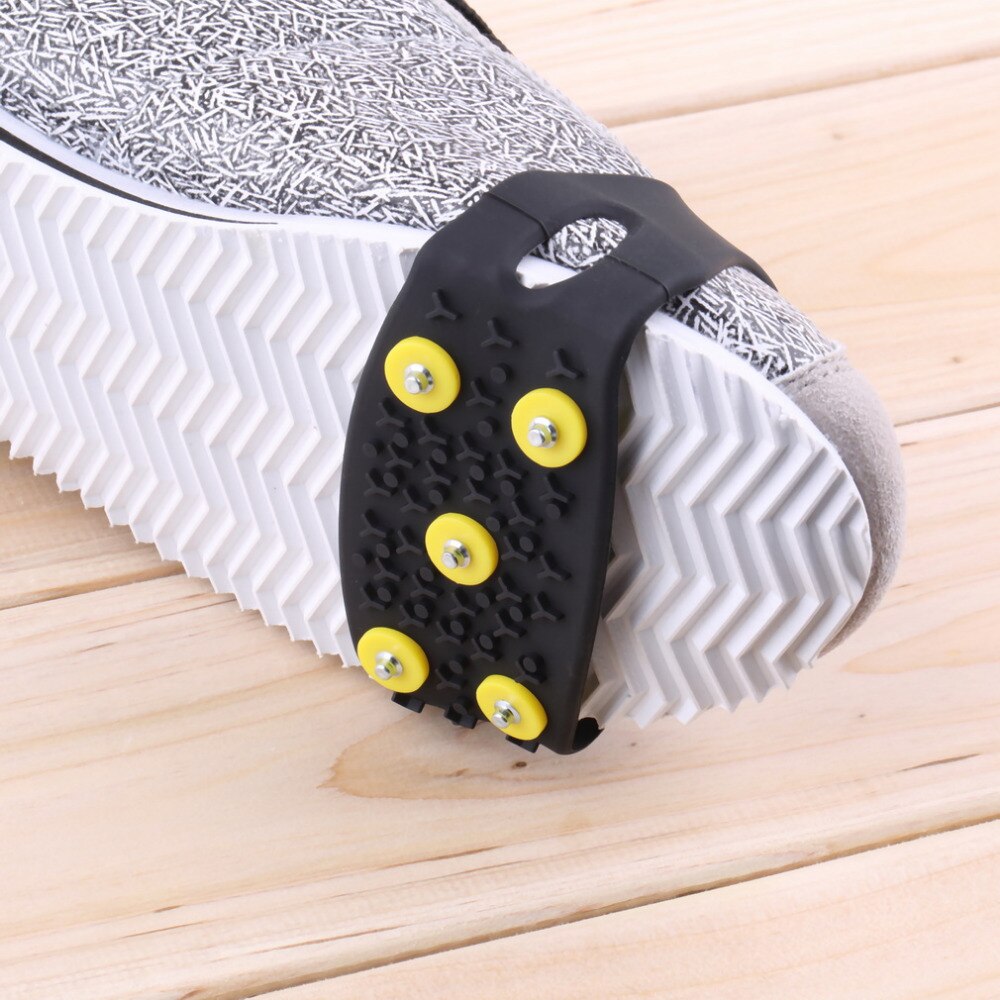 Anti Slip Sneeuw Ijs Klimmen Spikes Grips Stijgijzers Schoenplaten 5-Stud Schoenen Cover