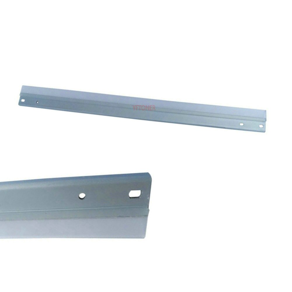2 stuks/partij yftoner drum reinigingsmes voor konica minolta  c250 252 300 352 7440 7450 voor epson lp -s7000 7500 voor aurora adc 258