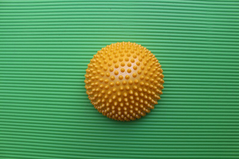 Pelota de balanceo para gimnasio, Pilates, deporte, Fitness, ejercicios de Fitball de PVC, recién inflable, bolas de Yoga de media esfera: Amarillo