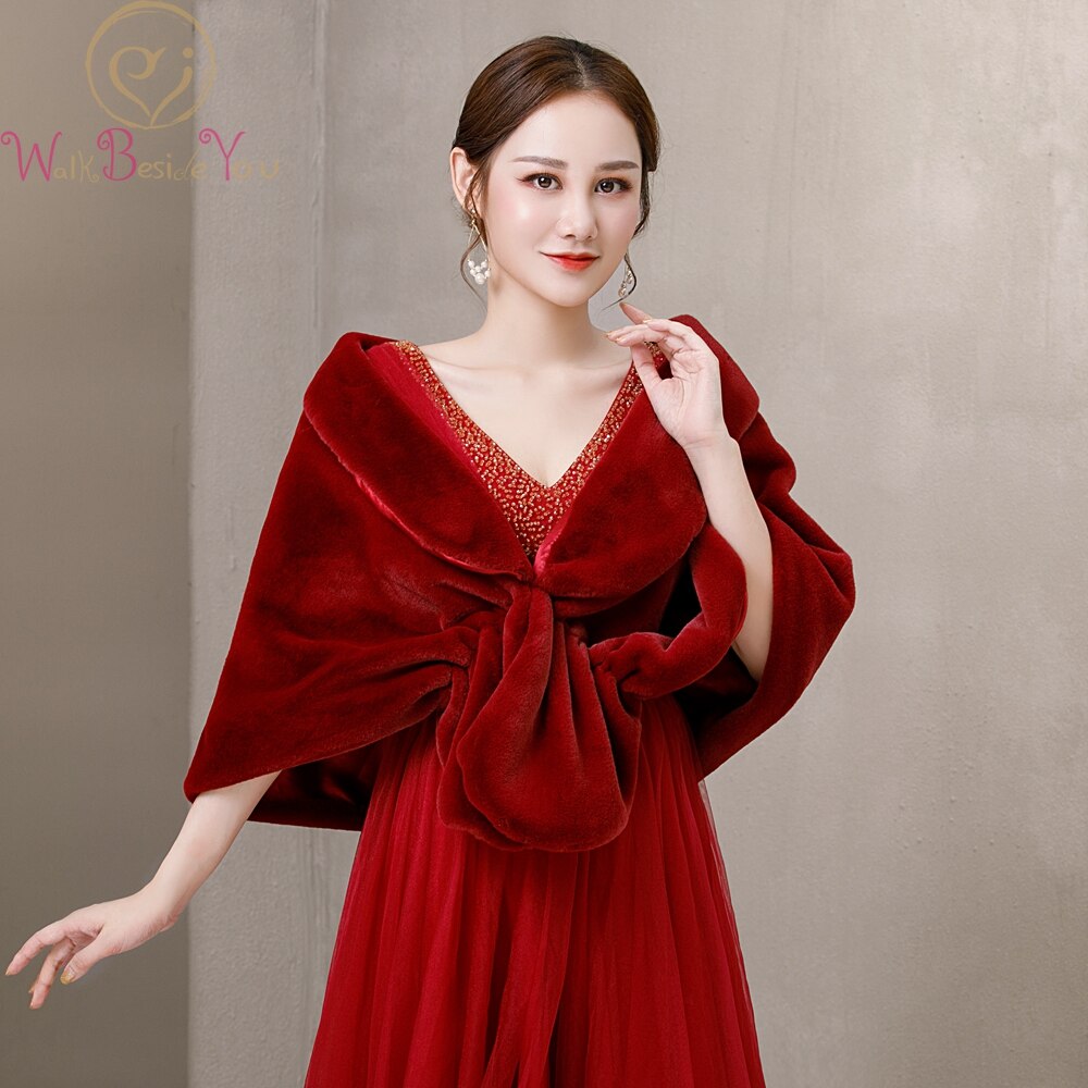 Marche à côté de toi boléro bordeaux fête de mariage Cape accessoire fausse fourrure boléro Novia Stock Wrap