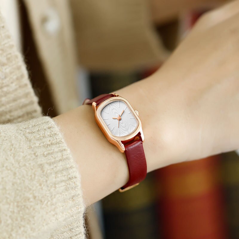 Relojes pequeños negros a la para mujer, relojes de pulsera de cuero Vintage para mujer, reloj de pulsera de cuarzo femenino Retro con esfera ovalada Simple