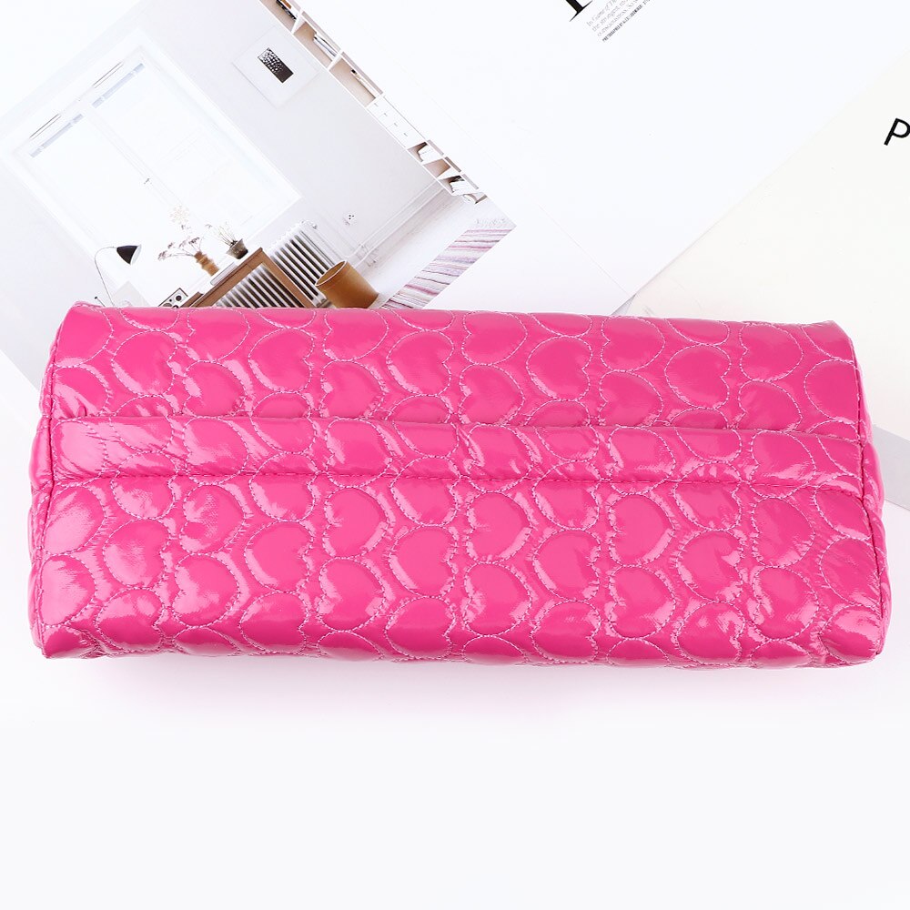 Nail Art Hand Cushion Holder Soft PU Leather Sponge Arm Rest Love Heart Nail Pillow Manicure Accessories apda9a124