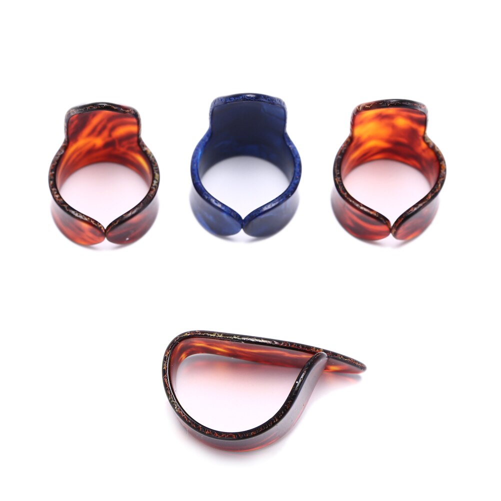 4Pcs/set Finger Guitar Picks Celluloid Finger Thumb Guitar Pick Mediator Celluloid Thumb Pick Fingerpicks