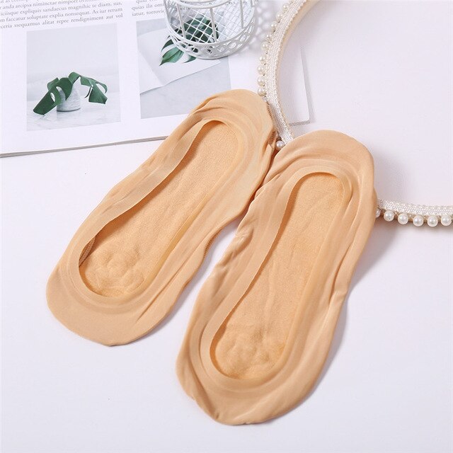 Women Socks Summer Thin Sock Slippers Sock Silicone Antiskid Ice Silk Socks Seamless Invisible Women Boat Socks: light skin color
