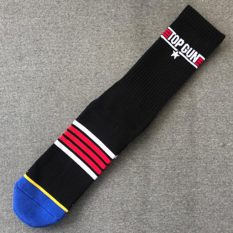 Hip Hop medias de patinaje hombres GOST Buster alienígena Ddragon nuevos calcetines Streetwear baloncesto Sokken