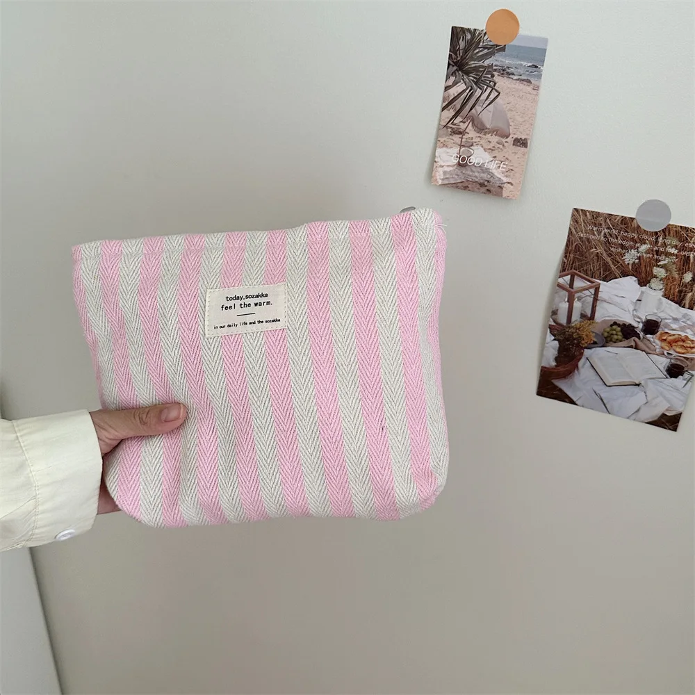 Makeuptaske til kvinder med vertikale striber, bærbar rejsepose til makeupopbevaring, damehåndtaske, clutch-taske, kosmetiketui: Lyserød