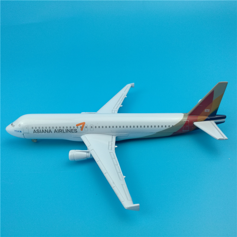16CM 1:400 landingsgestel Vliegtuigen Airbus A320-200 model Koreaanse Asiana airways airlines W base legering vliegtuig collectible Vliegtuig
