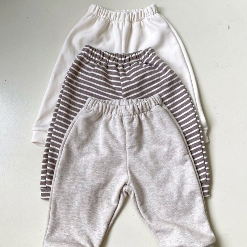 Pantaloni da bambino addensati inverno caldo Plus pantaloni di velluto ragazze 2021 inverno nuovi pantaloni per bambini pantaloni sportivi per bambini vestiti per bambini coreani