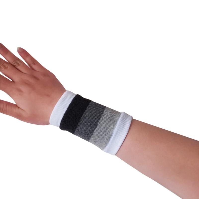 Unisex handledsband gym tunn stickning armband ventilera handleds skydd arm svett absorbera ärm handduk band armband: 06