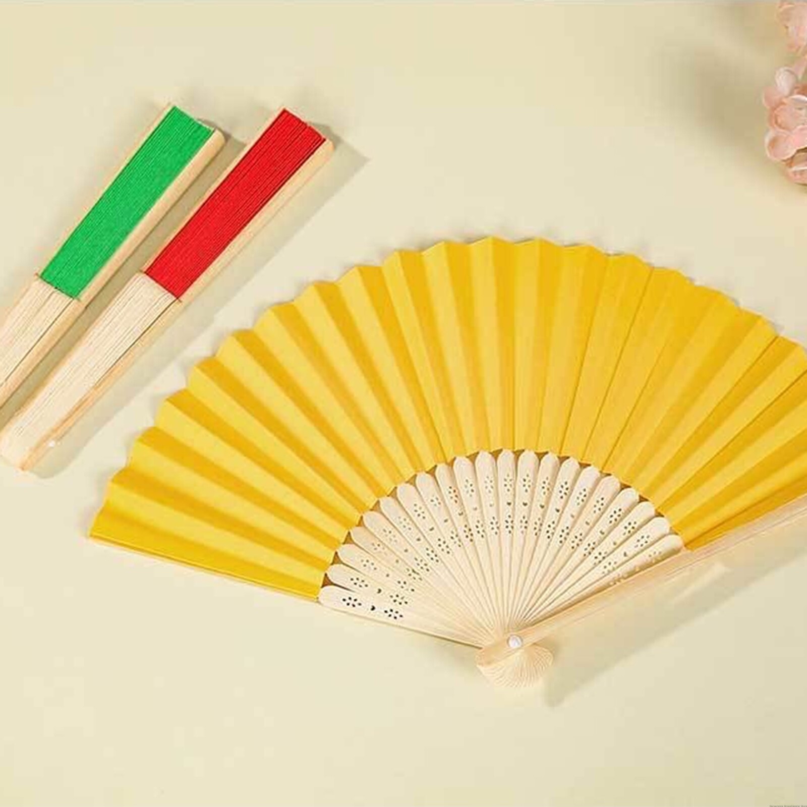 1Pcs 21Cm Hand Geschilderd Vouwen Papier Fan Draagbare Party Hand Dansen Fan Kant Zijde Hand Held Effen Kleur fan Chinese Decor
