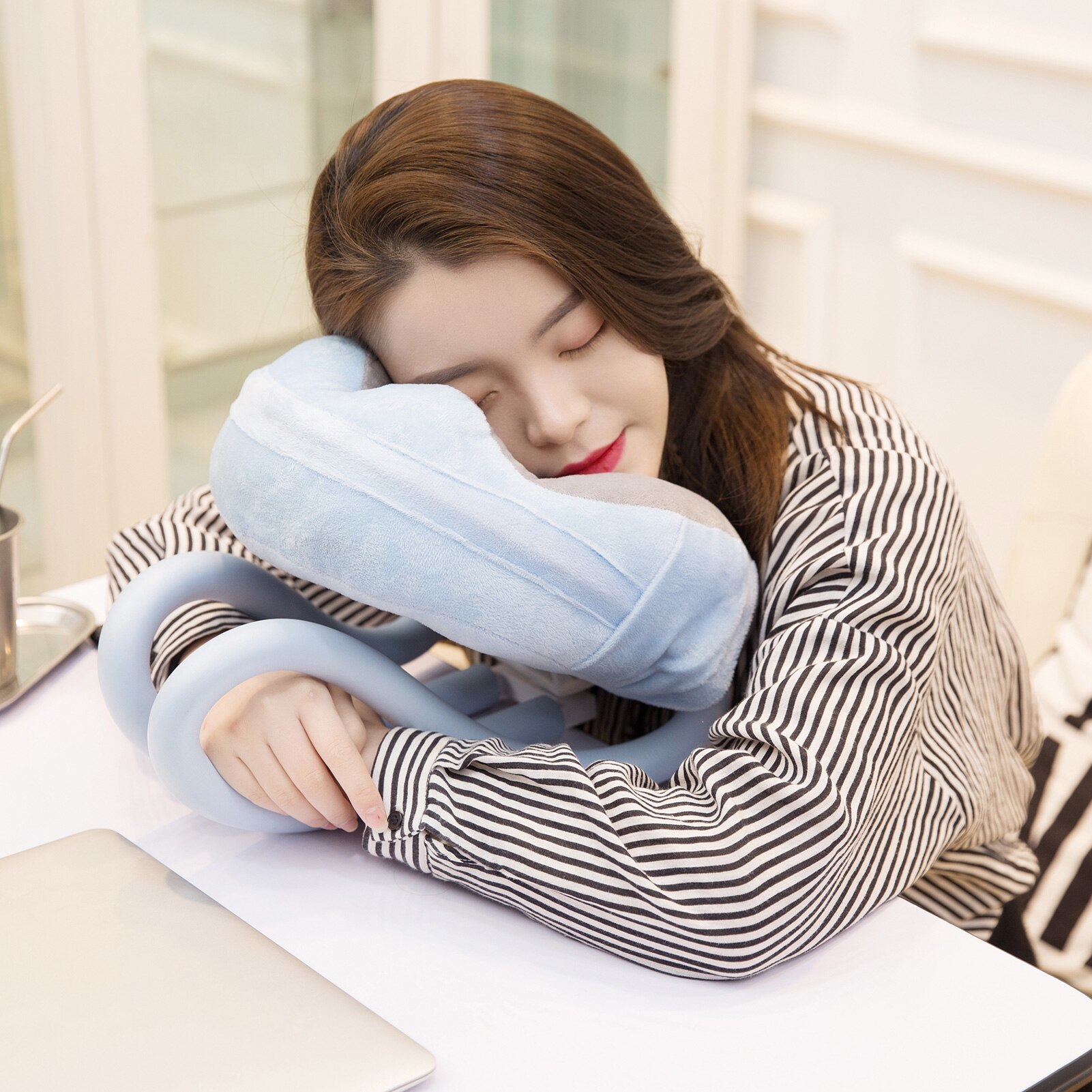 U-shaped Pillow With Mobile Phone Holder Lazy Support Nap Pillow Memory Foam Cervical Spine Neck Pillow Tablet Computer Stands