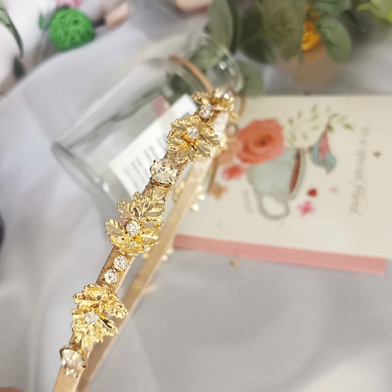 DEL LUNA Hotel IU Paragraph Rhinestone Velvet Headbands Retro for Women Headbands: gold