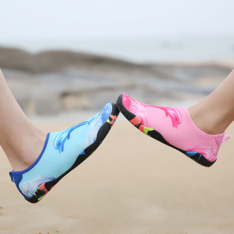 Chaussures de natation hommes plage eau chaussures de plein air chaussures de sport sandales Aqua chaussures tenis feminino esportivo léger sans lacet