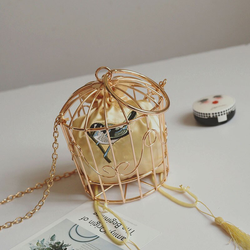 Gouden Kwastje Handtas Vrouwen Birdcage Avondtasje Clutch Metalen Frame Borduurwerk Emmer Vogelkooi Mini Bag Purse: Gold