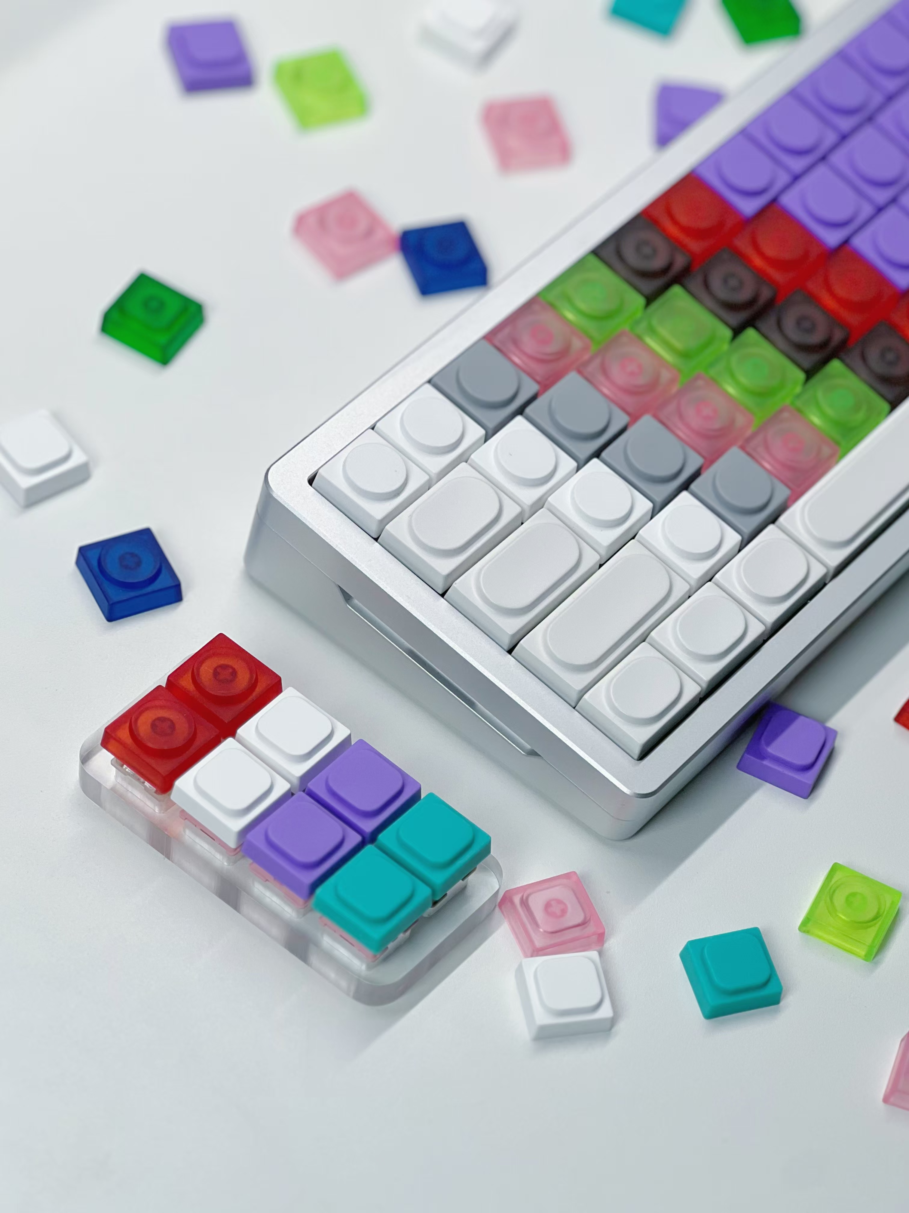 Custom 20 Pcs Toy Bricks Keycap Low Profile Keycaps Blank 1u Backlit Key cap PBT DIY Key Caps for Mx Switch Mechanical Keyboard