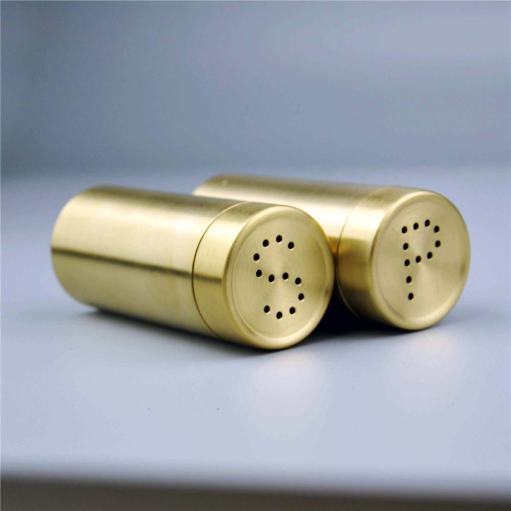 2 st / en setguld "sp" kryddkrukor i rostfritt stål kryddkruka set kryddflaskor salt peppar shakers krydda cruet set sås o