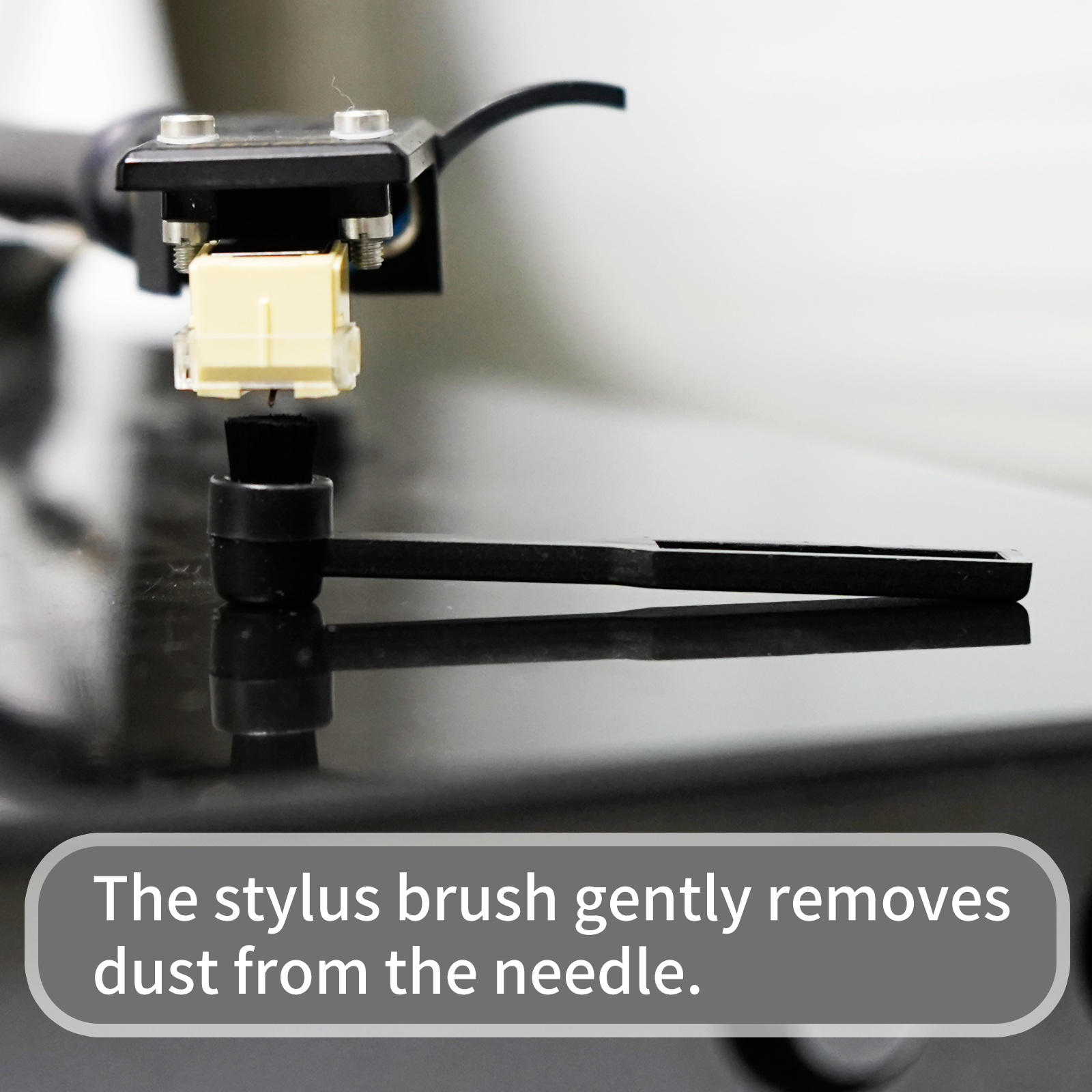 Zestaw robić czyszczenia płyt winylowych: szczotka antystatyczna z włókna węglowego, ściereczka robić czyszczenia, usuwanie kurzu robić gramofonu LP.