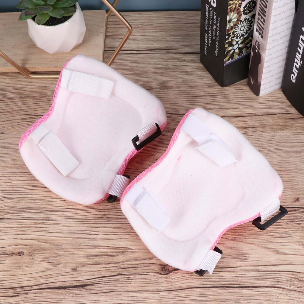 6pcs in 1 Set Adults Roller-skate Protection Gear Skiing Roller Protector Sports Protectors Kit Skateboard Bike Riding Knee Pad: Pink