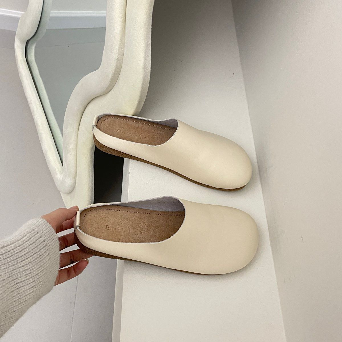 Crestar Pantofole piatte da donna nuove Moda Estate Scivoli da spiaggia antiscivolo Lady Scarpe basse comode con suola morbida Pantofole da casa per interni casual: Beige / 36