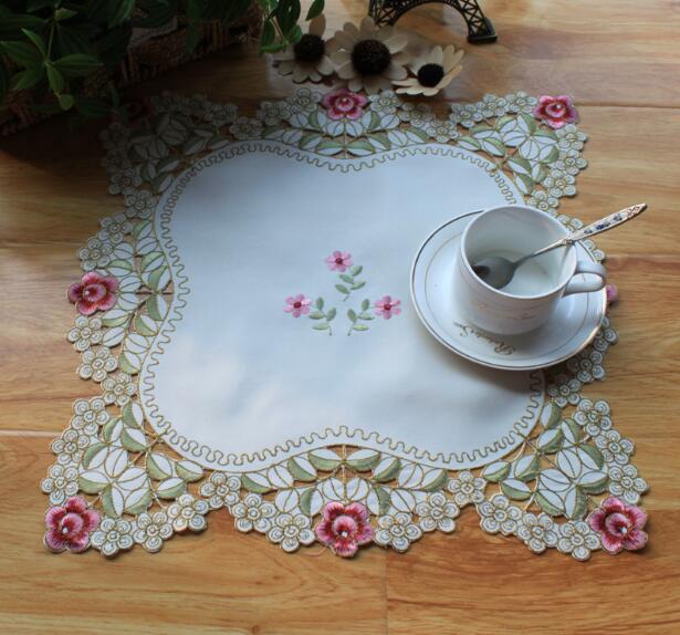 Luxus spitze stickerei tabelle ort matt tuch kaffee Pad tasse Weihnachten Tee Untersetzer gericht tischset trinken deckchen esszimmer becher küche