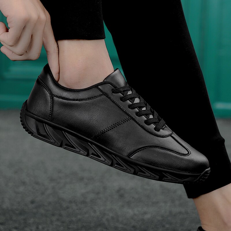 Høy topp menn tennissko chaussures hombre takrenne utendørs sko menn zapatos skinn treningsstudio sportssko mann myke joggesko trenere