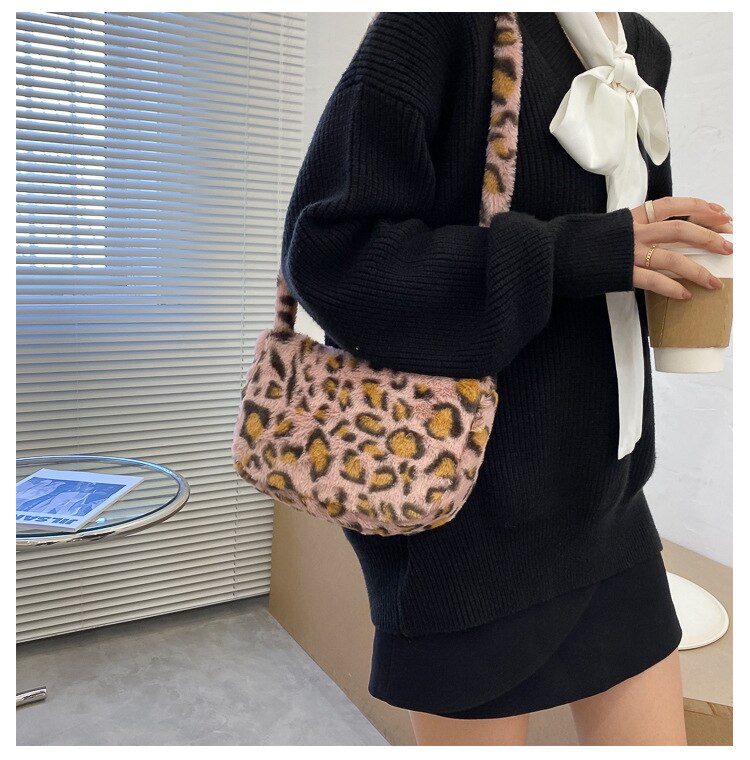 Women Fur Print Leopard Bag Ladies Winter Warm Crossbody Bags Famous Brand Large Capacity Shoudler Bag Clutch: pink02