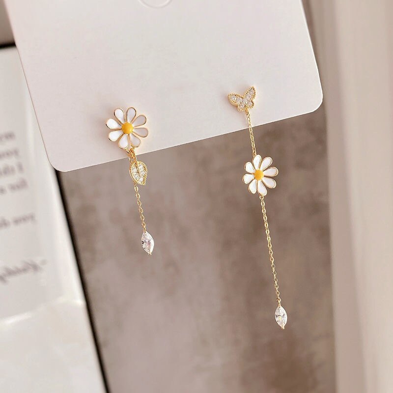 Koreaanse Stijl Lange Daisy Bloem Oorbellen Voor Vrouwen Asymmetrische Delicate Bloem Stijl Oorbel Meisjes Zoete Sieraden
