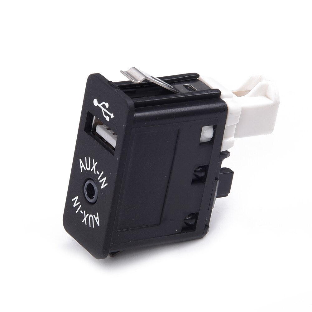 Auto Aux In Plug Aux-ingang Socket Switch Met Usb Adapter Voor Bmw E81 E87 E90 F10 F12 E70 E82 f10