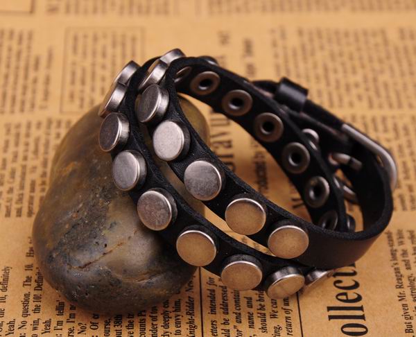 G402 Black Charme Metaallegering Bezaaid Dubbele Lederen Wrap Manchet Armband Mannen