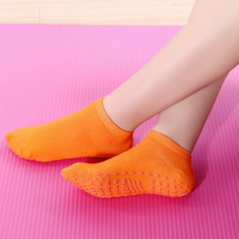 Sports Soccer Socks Solid Color Ankle Grip Socks for Men and Women Cotton Non-Slip Gripper Socks Good Cotton Socks