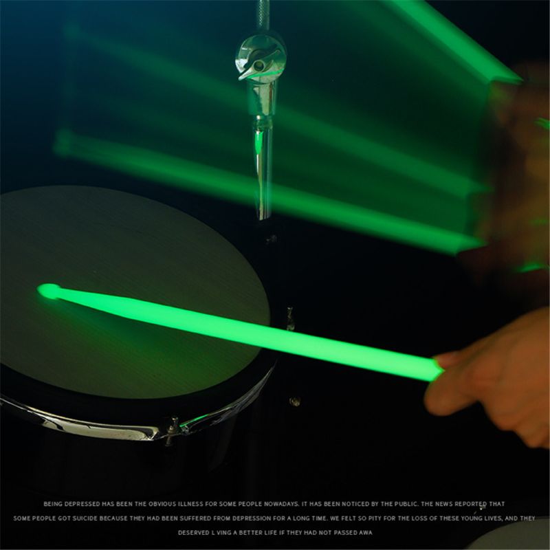 1pair 5A Luminous Drum Stick Drum Set Jazz Fluorescent Drumsticks Glow in The Dark Stage